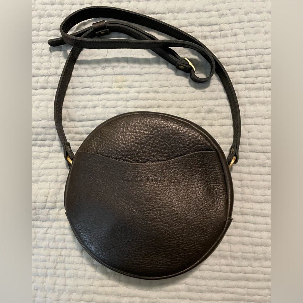 Portland Leather Large Circle Crossbody Bag